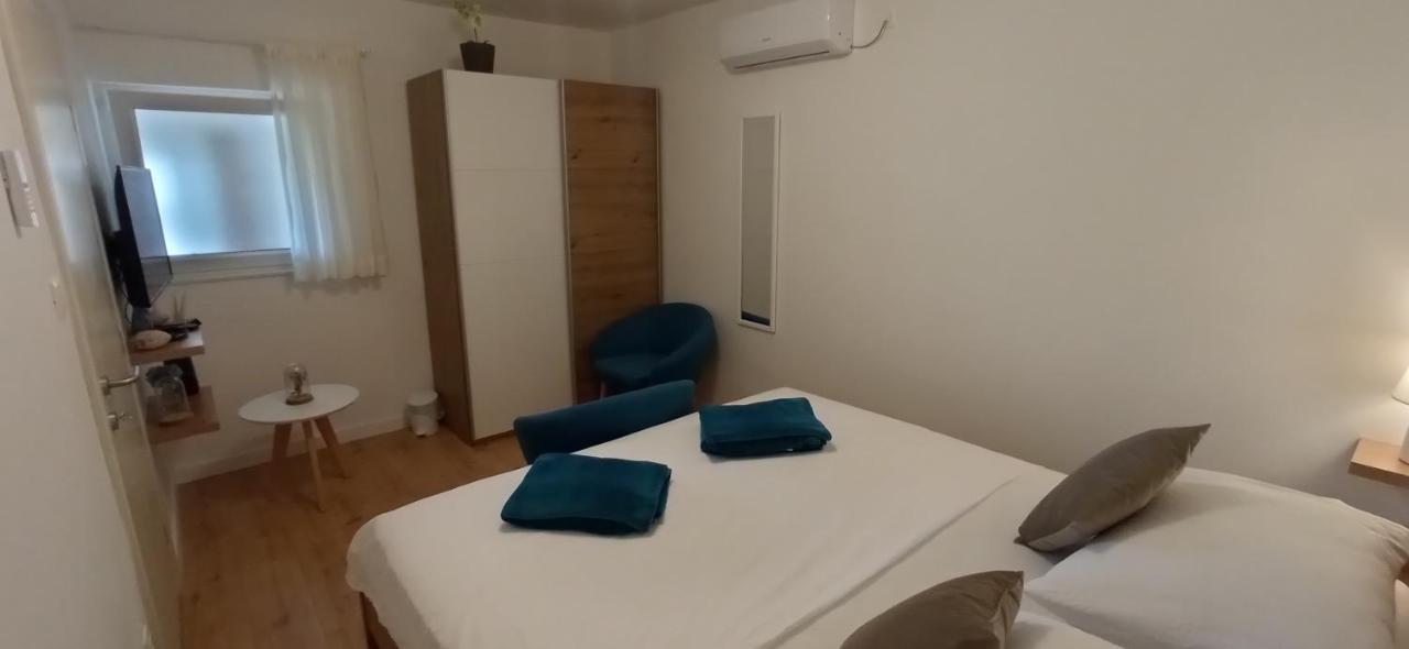 Holiday Home Peran Grebaštica Exteriör bild